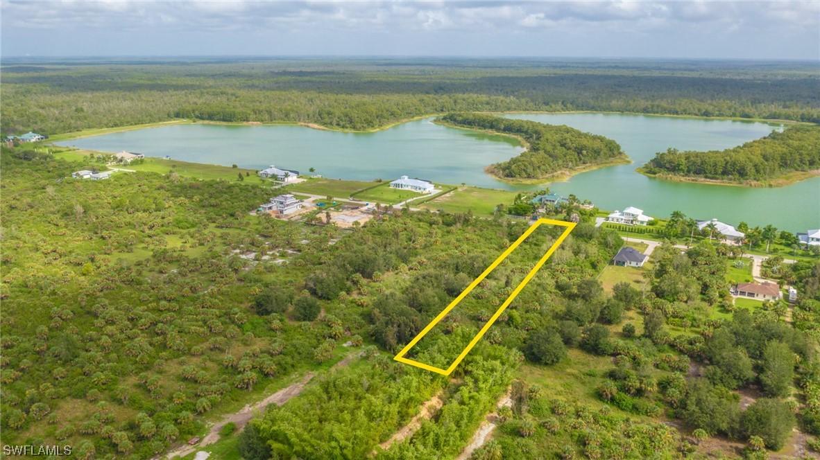 360 Shady Hollow Blvd., Naples, FL 34120