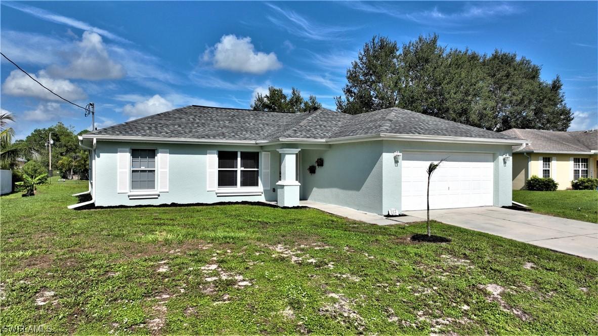 512 Beach Ave., Lehigh Acres, FL 33974