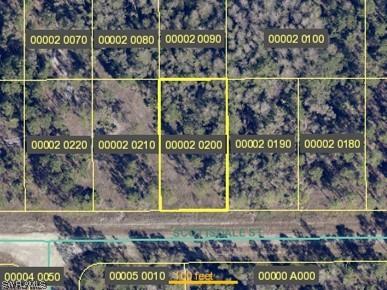 425 Scottsdale St., Lehigh Acres, FL 33974