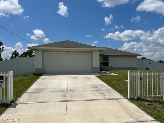 844 Portland St., Lehigh Acres, FL 33974