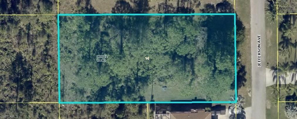 903 Jefferson Ave., Lehigh Acres, FL 33936