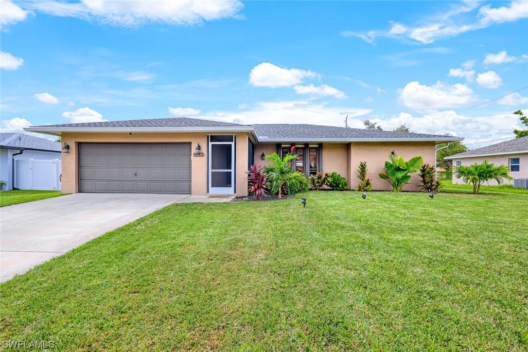2220 SE 15th Pl., Cape Coral, FL 33990