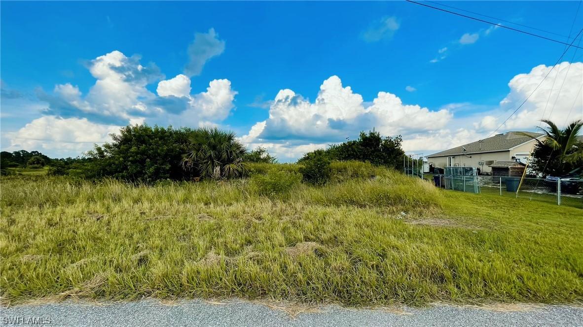 981 Countess Ave., Lehigh Acres, FL 33974