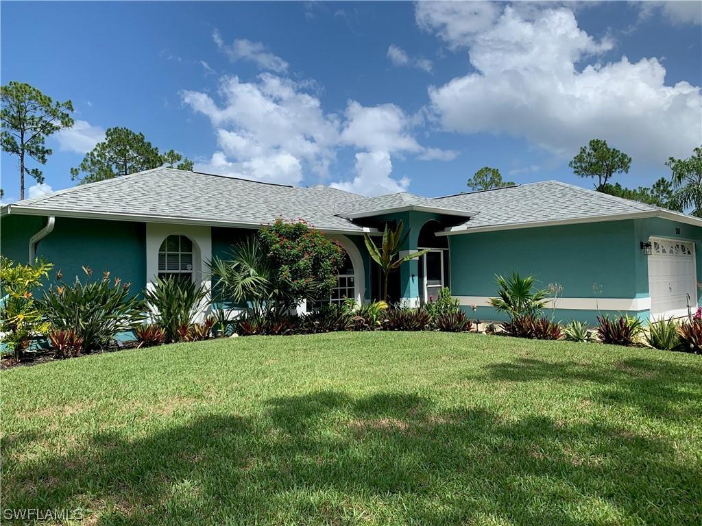 207 Truman Ave., Lehigh Acres, FL 33936