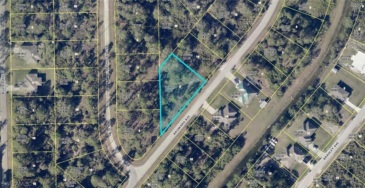 322 Broward Ave., Lehigh Acres, FL 33974