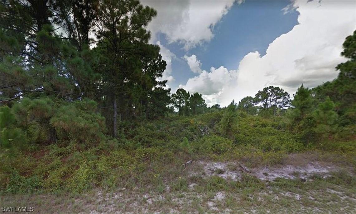 1126 Dutchess St., Lehigh Acres, FL 33974