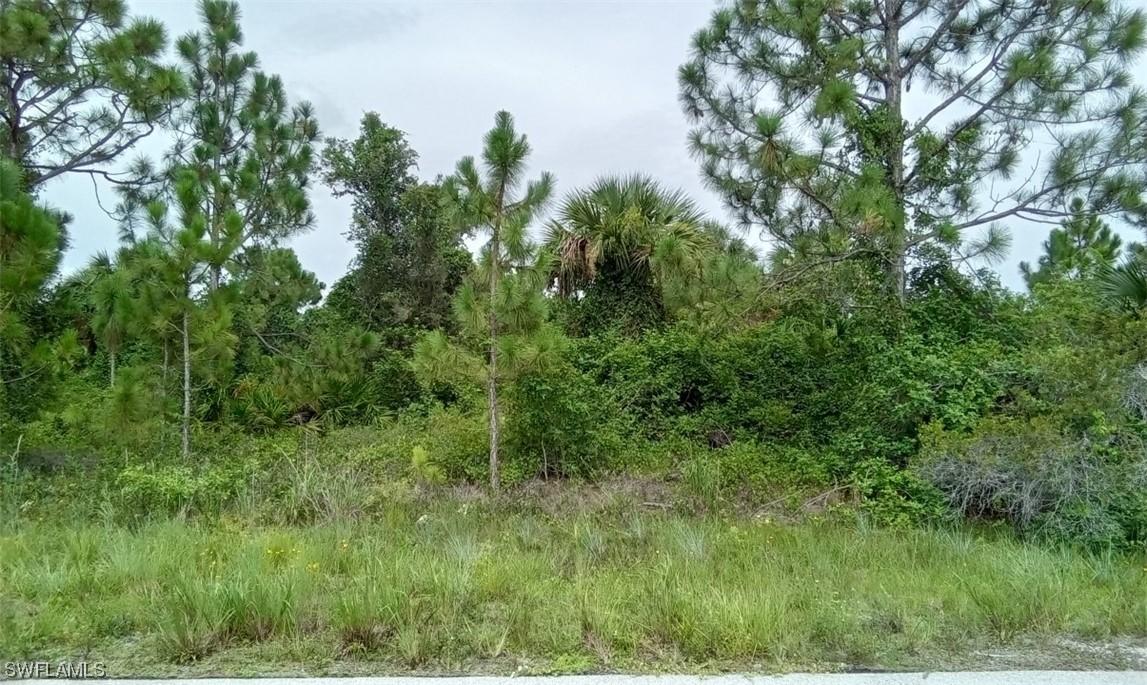 935-937 Graystone Ave., Lehigh Acres, FL 33974