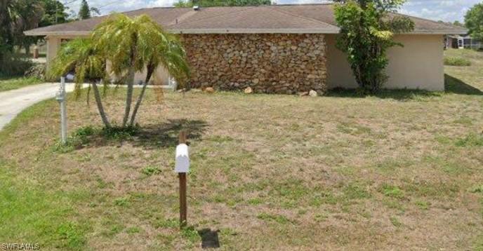 1001 E Jasmine Rd., Lehigh Acres, FL 33936