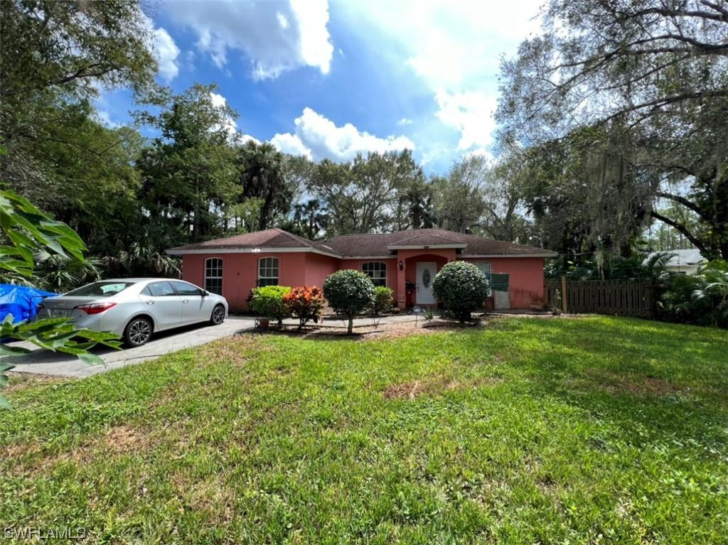 4870 14th Ave., Naples, FL 34117