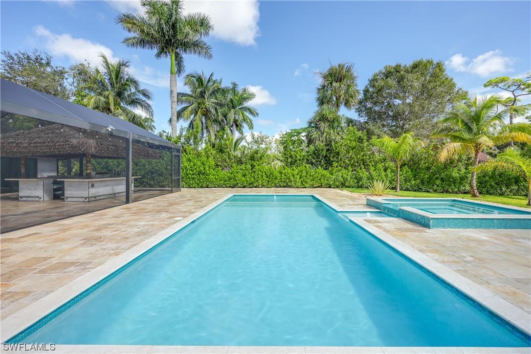 1890 Oakes Blvd., Naples, FL 34119
