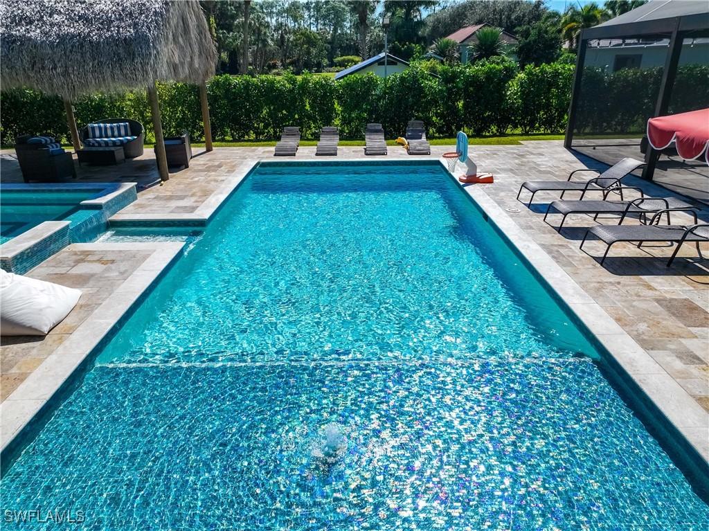 1890 Oakes Blvd., Naples, FL 34119