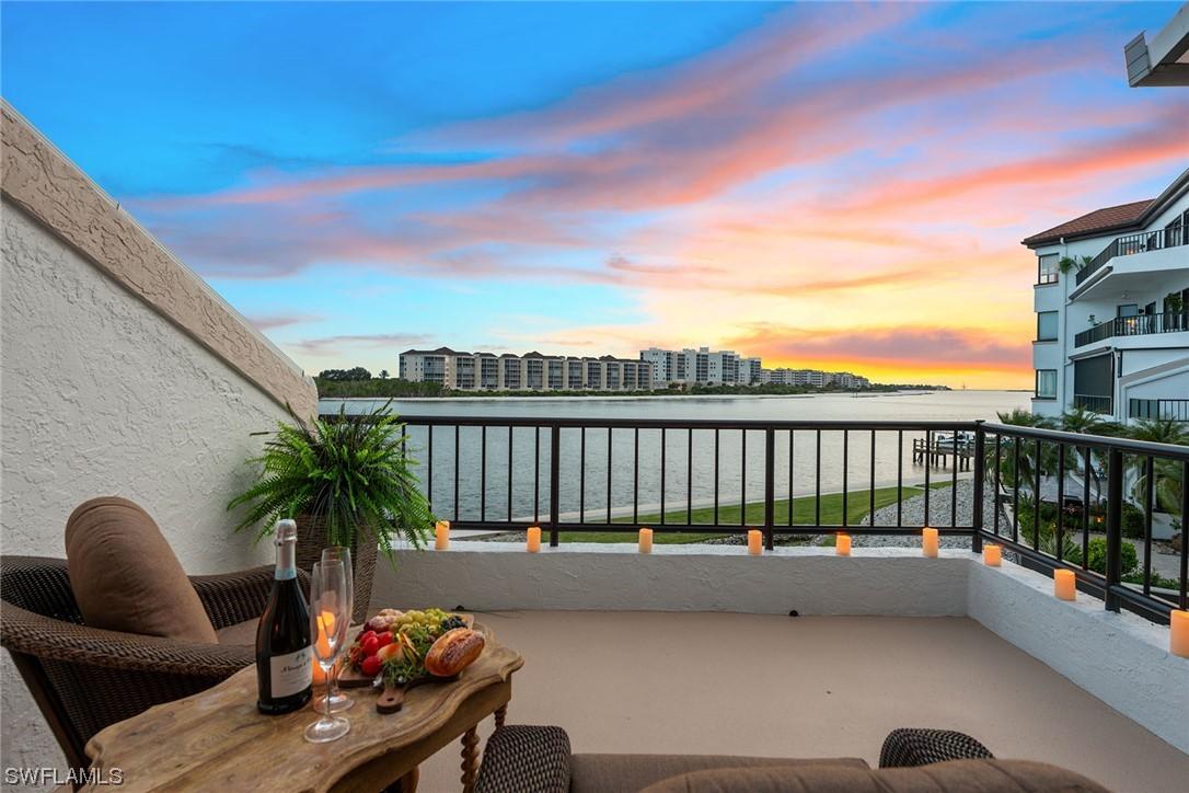 111 La Peninsula Blvd., Naples, FL 34113