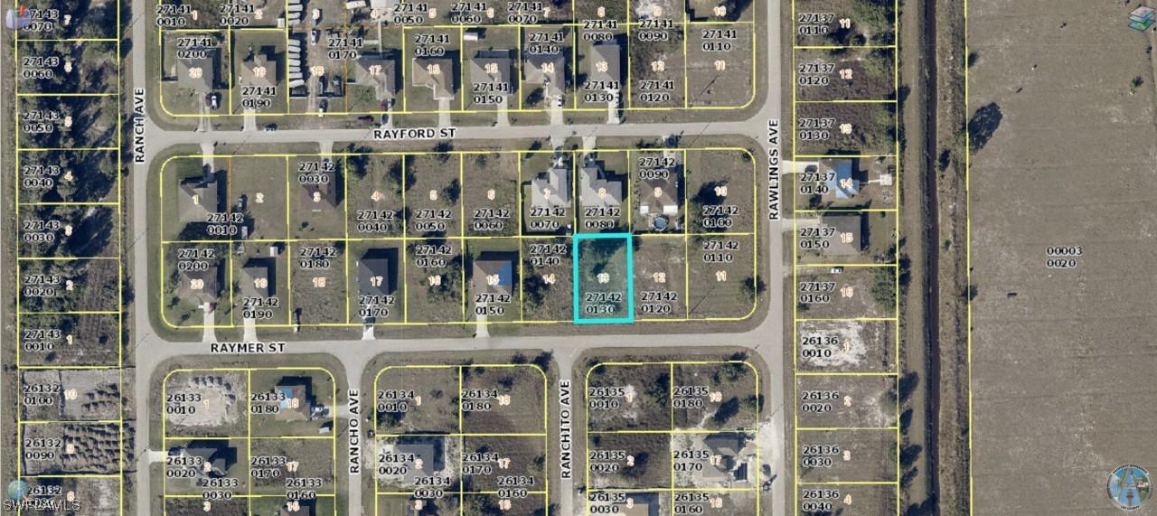475 Raymer St., Lehigh Acres, FL 33974
