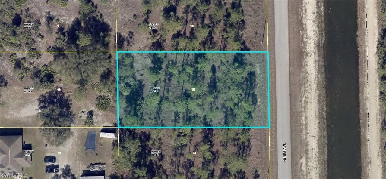 705 Hines Ave., Lehigh Acres, FL 33972
