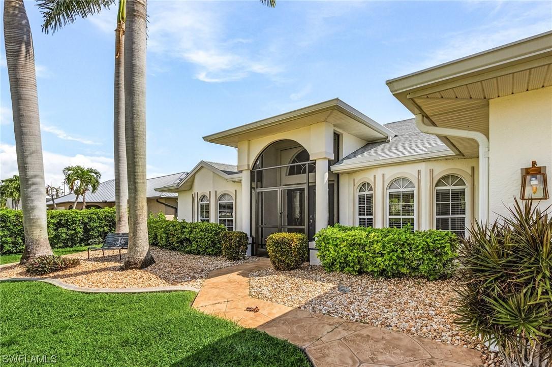 17 SE 23rd Ave., Cape Coral, FL 33990