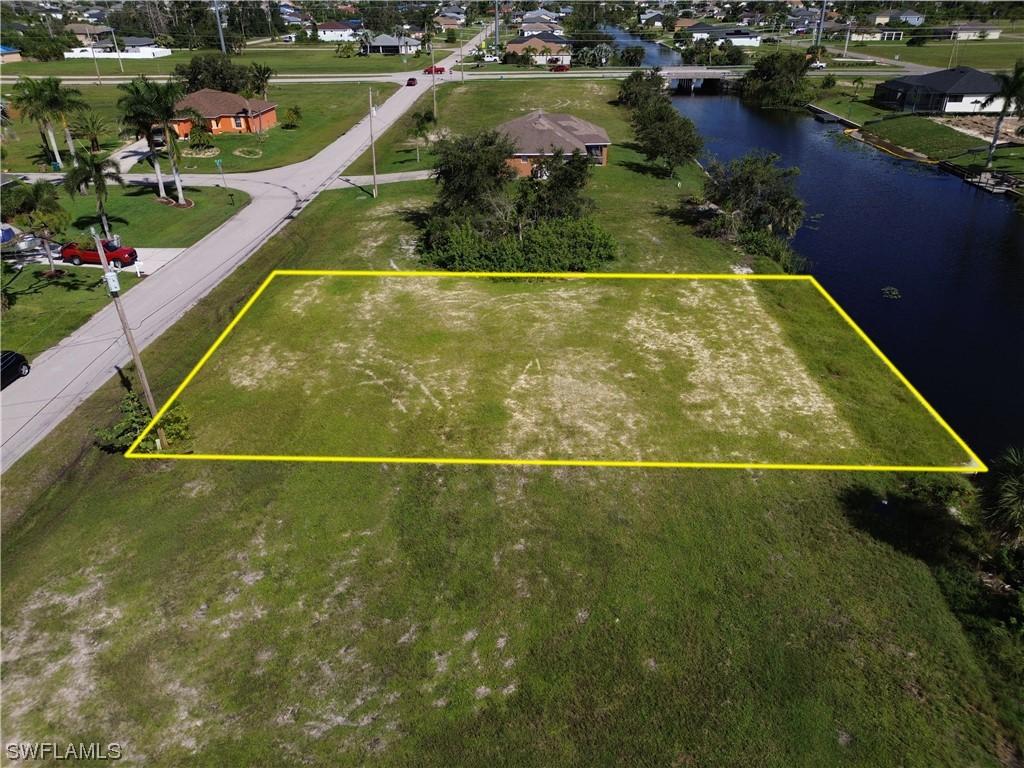 2436 SW 1st Ter., Cape Coral, FL 33991