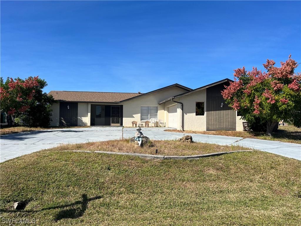 4910 SW 8th Pl., Cape Coral, FL 33914