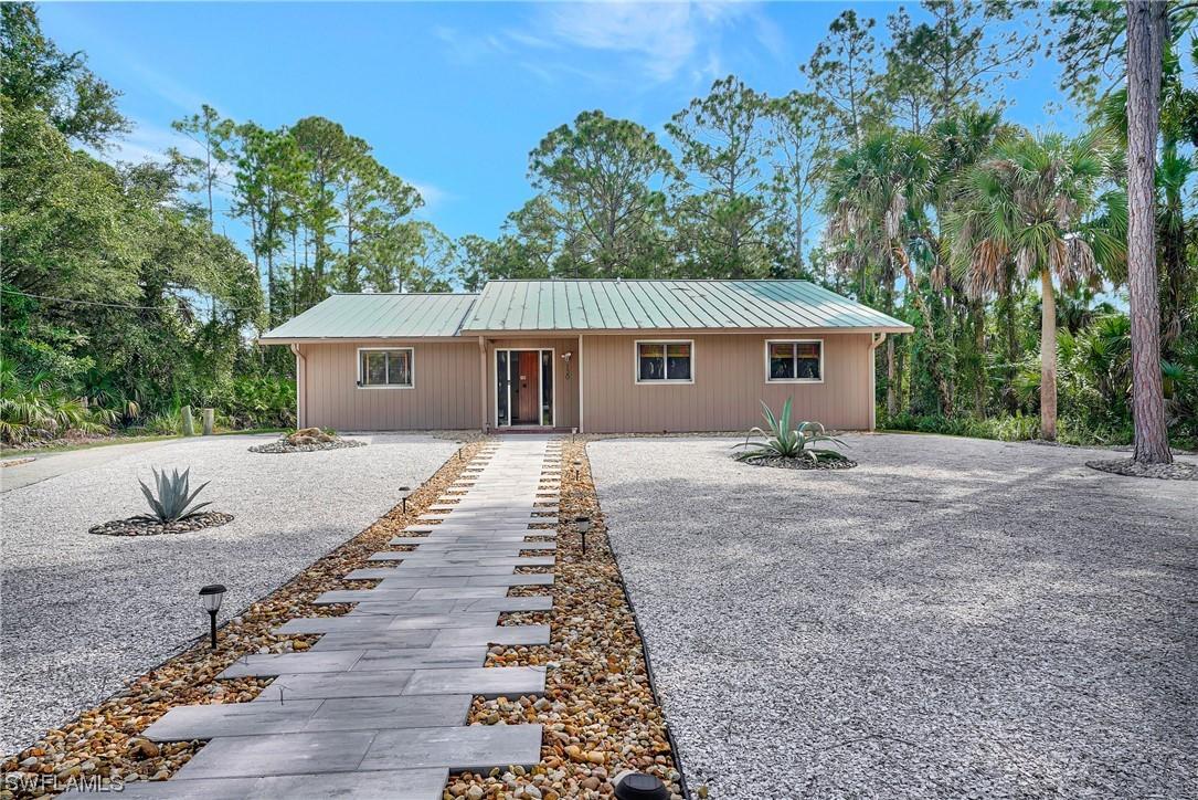 130 20th St., Naples, FL 34117