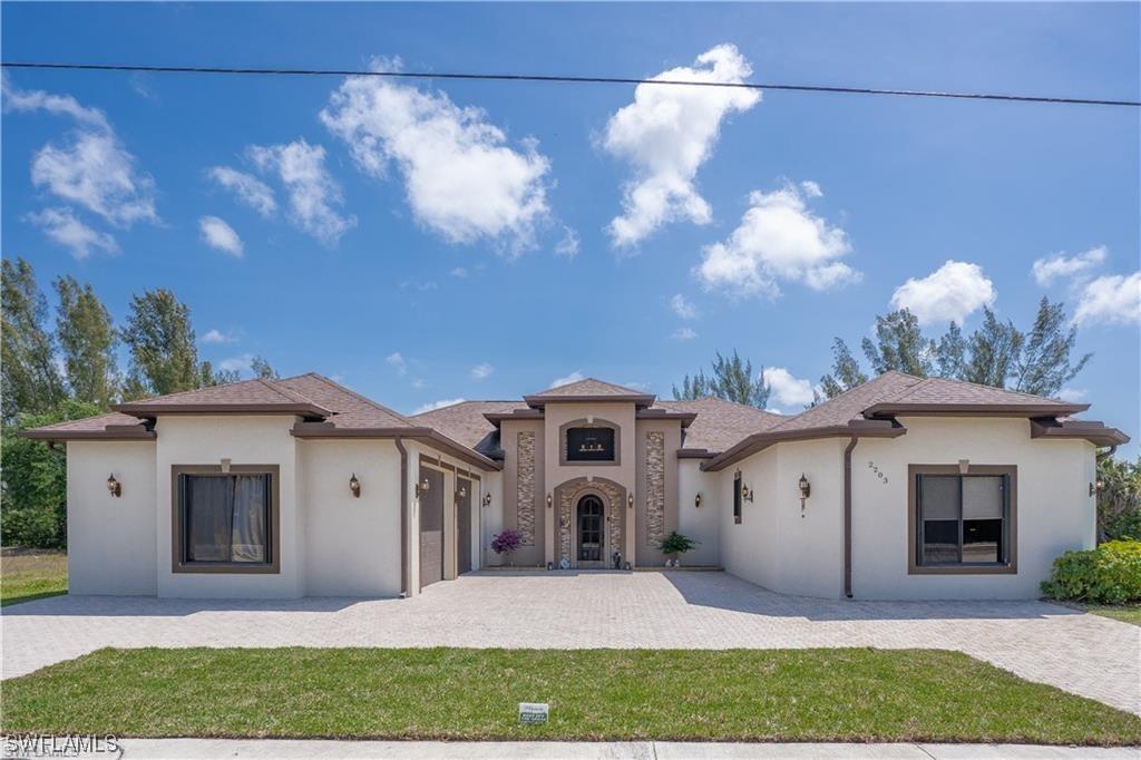 2203 Surfside Blvd., Cape Coral, FL 33991