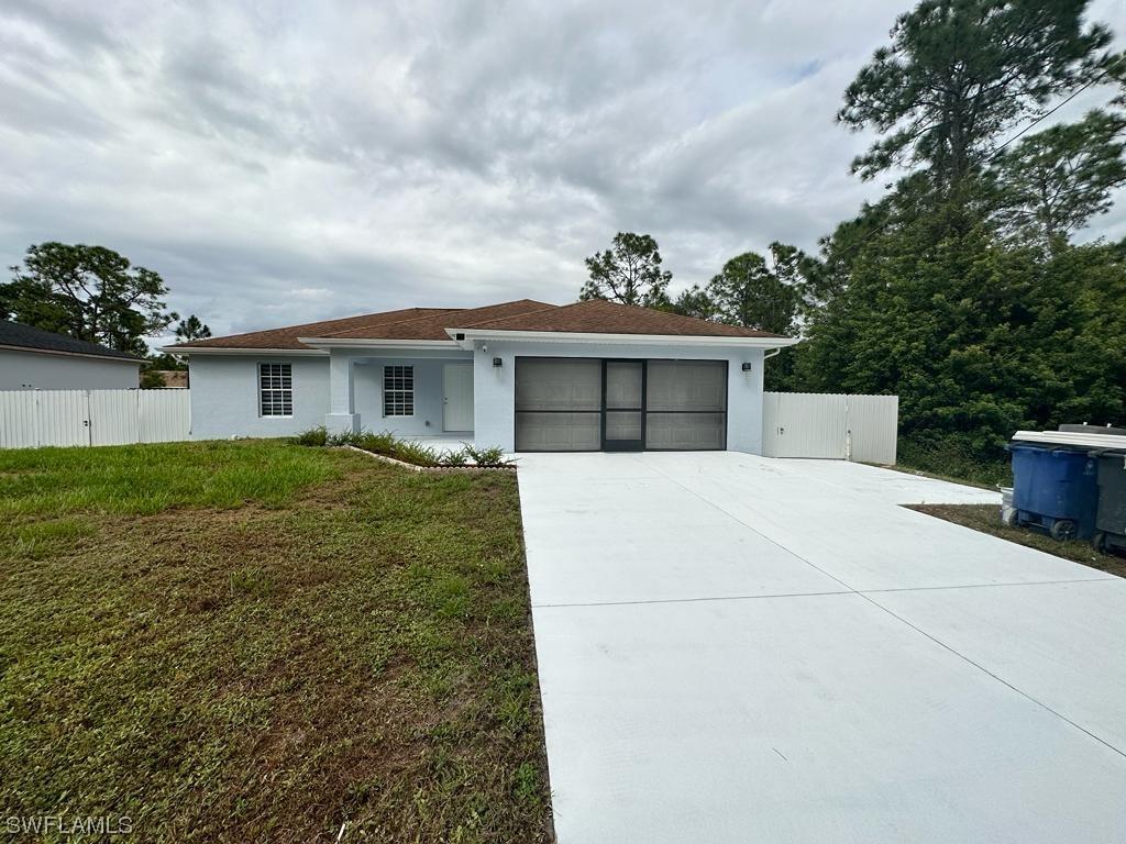1133 Crocus St., Lehigh Acres, FL 33974
