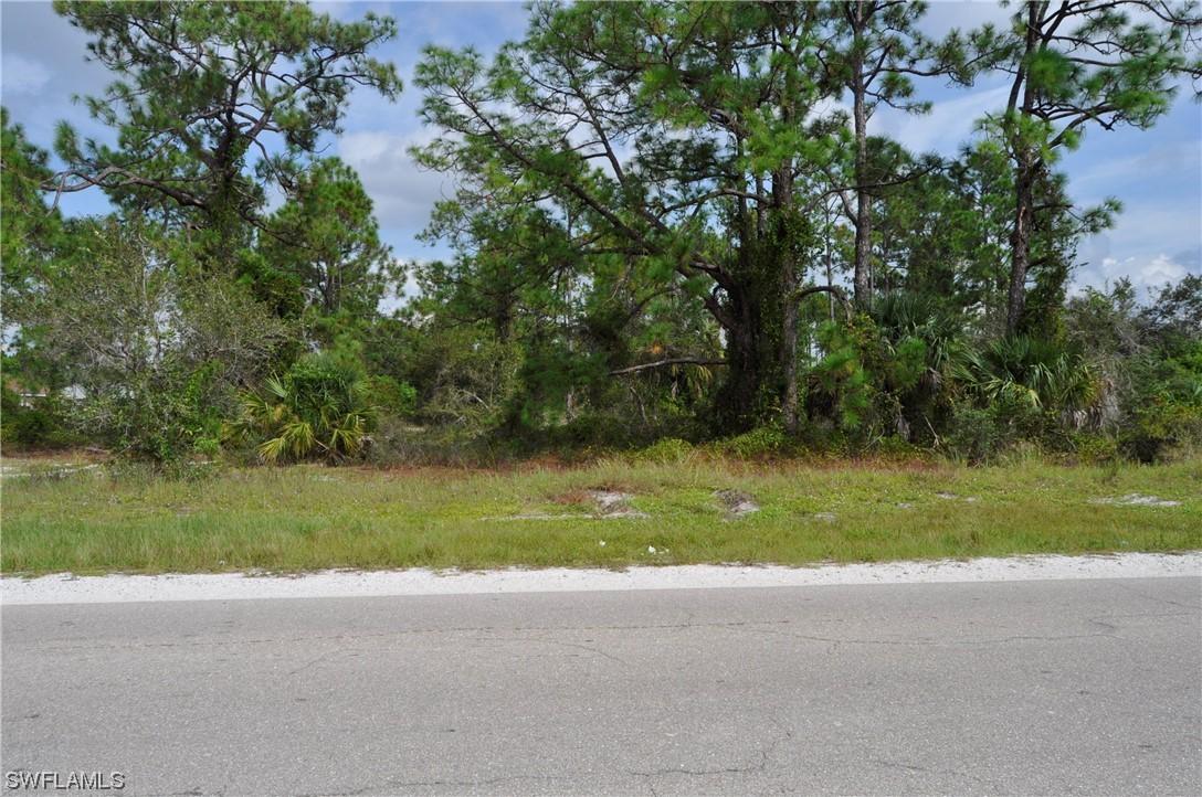 2804 8th St., Lehigh Acres, FL 33976