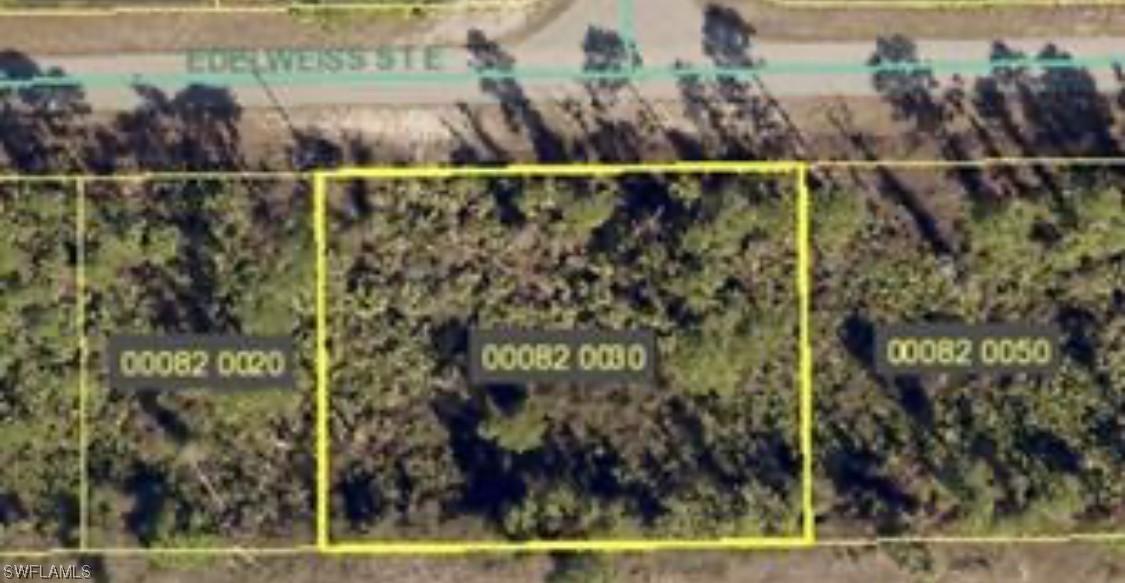 1214 Edelweiss St., Lehigh Acres, FL 33974