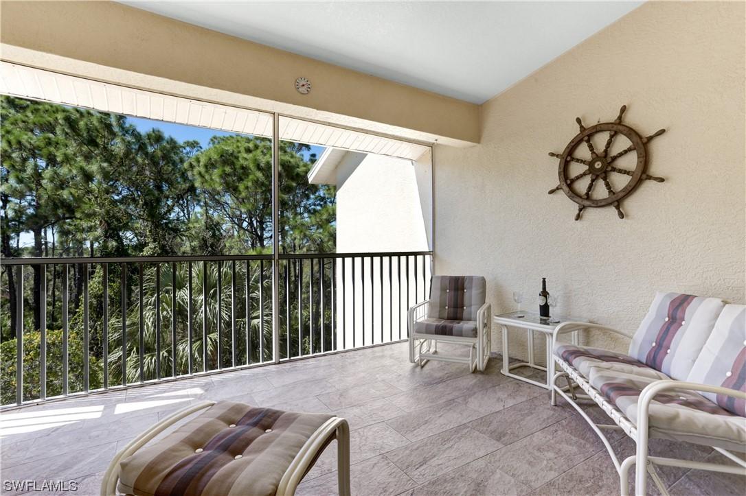 15495 Cedarwood Ln. #9-301, Naples, FL 34110