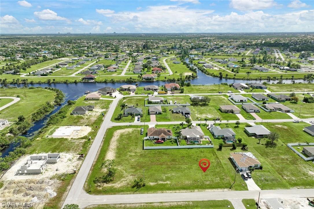 1100 NE 40th Ter., Cape Coral, FL 33909