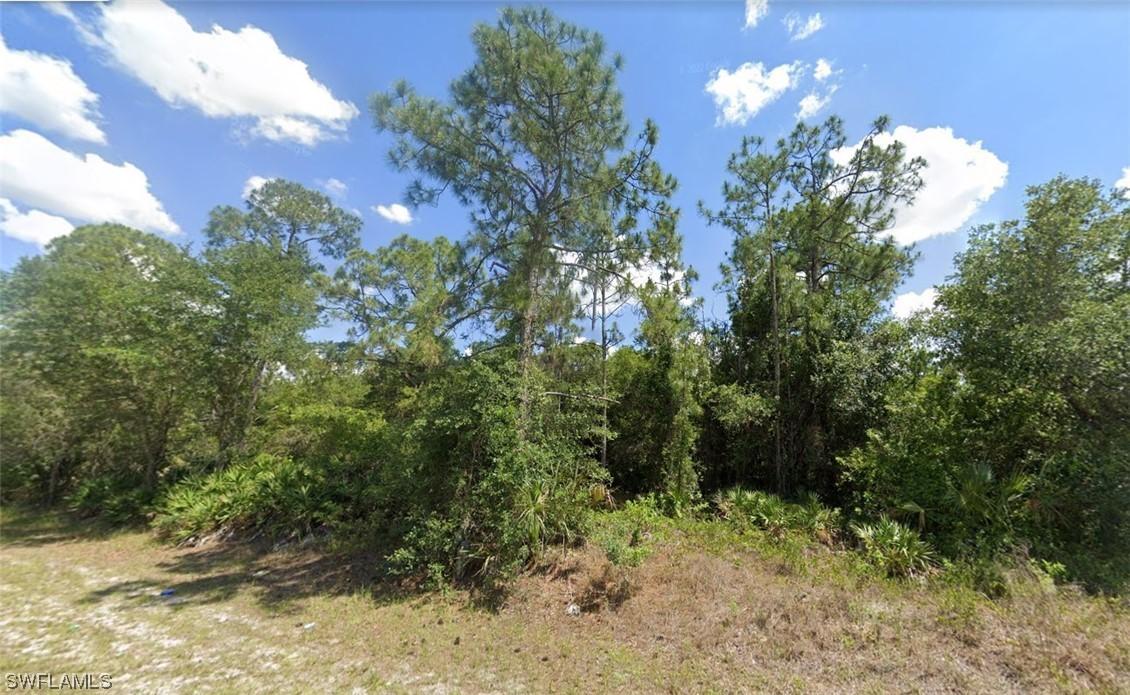 122 Wells Ave., Lehigh Acres, FL 33936