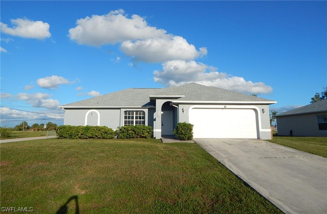 1909 NE 7th Pl., Cape Coral, FL 33909