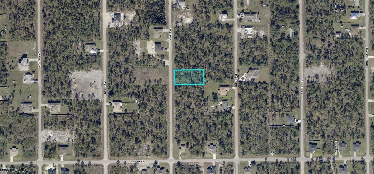 910 Oak Ave., Lehigh Acres, FL 33972