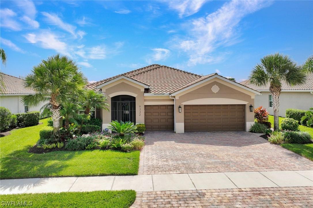 9332 Fieldstone Ln., Naples, FL 34120