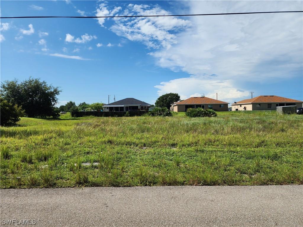 2917 25 St., Lehigh Acres, FL 33976