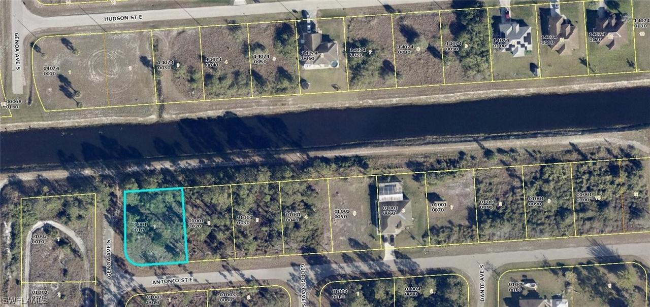 1103 Antonio St., Lehigh Acres, FL 33974