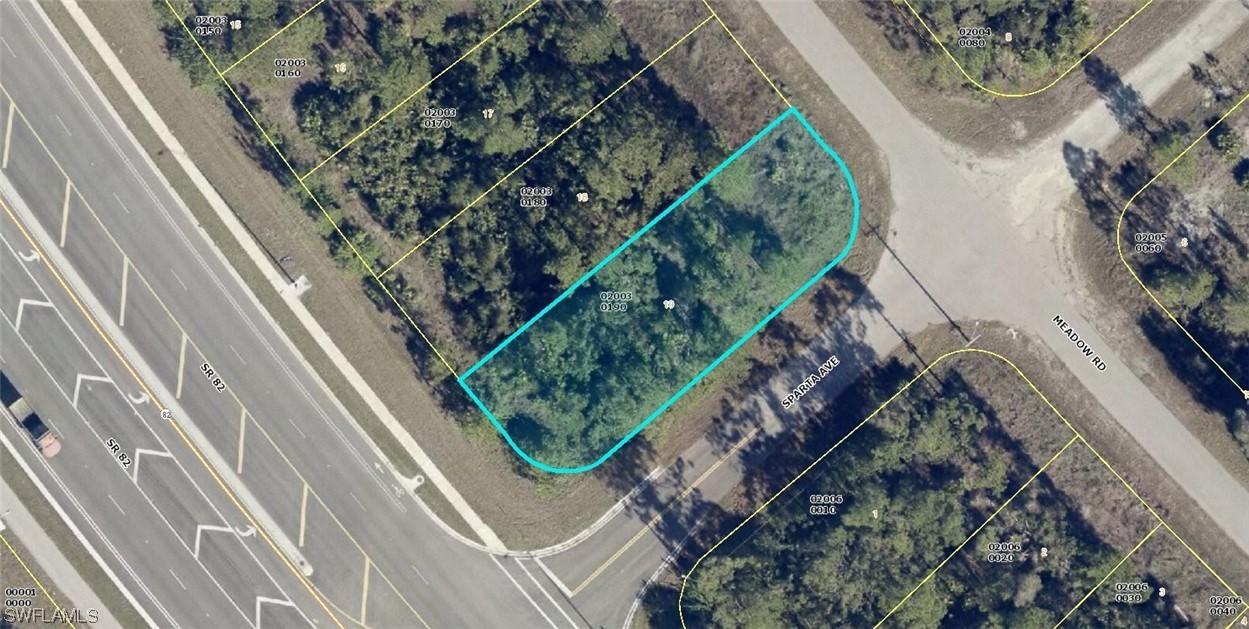 2436 Meadow Rd., Lehigh Acres, FL 33974