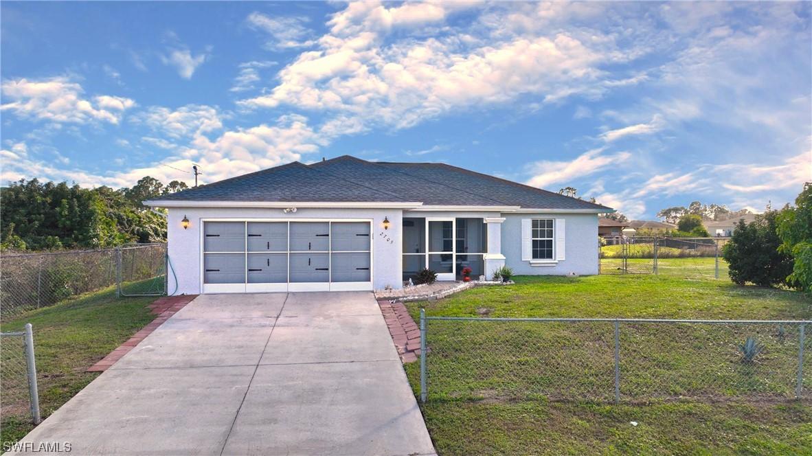 2705 33rd St., Lehigh Acres, FL 33976