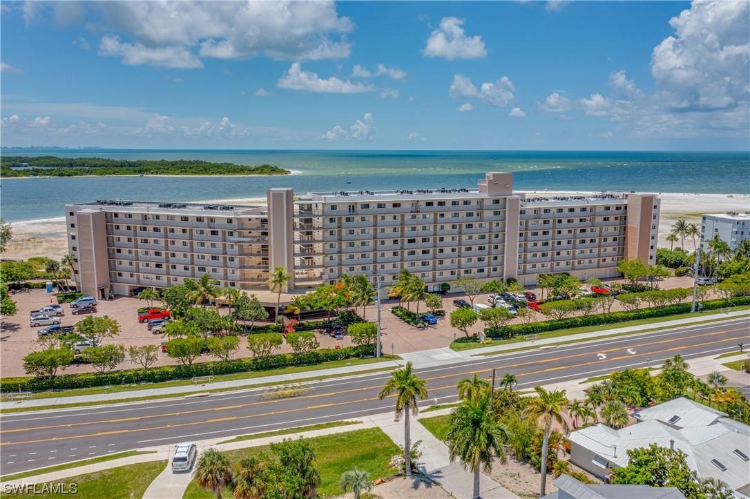 8350 Estero Blvd. #423, Fort Myers Beach, FL 33931