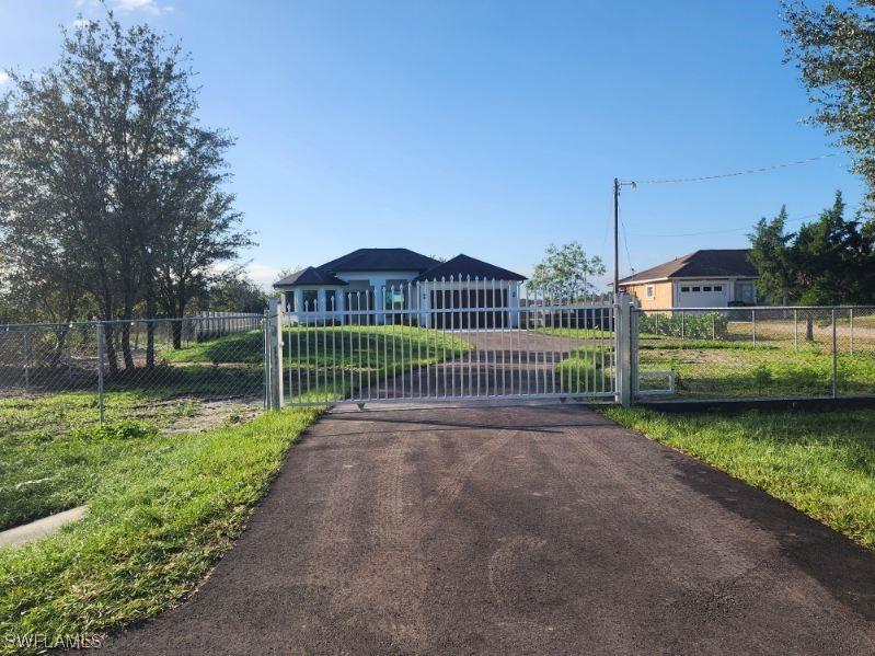 4182 22nd Ave., Naples, FL 34120