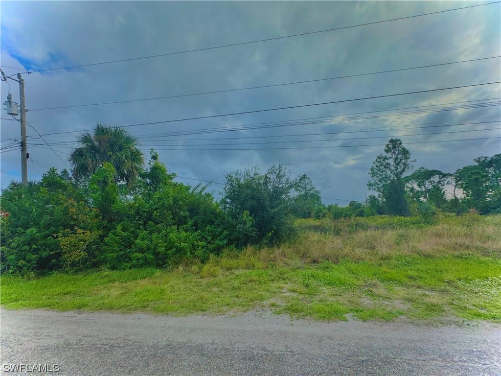4107 13th St., Lehigh Acres, FL 33976