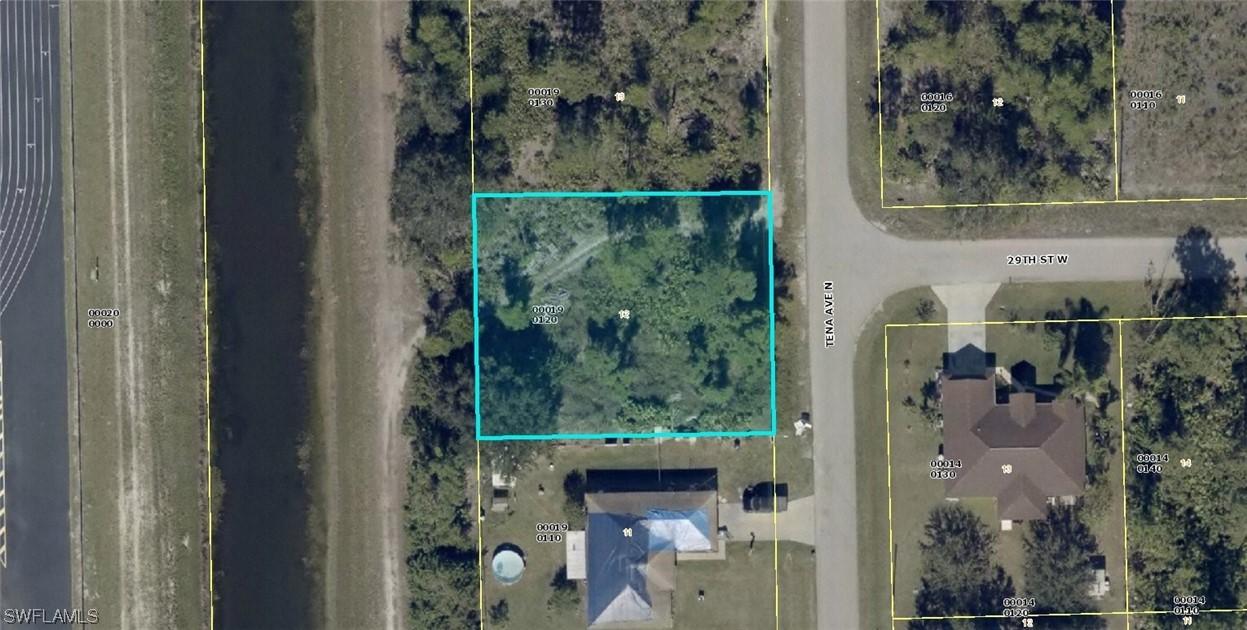 2805 Tena Ave., Lehigh Acres, FL 33971