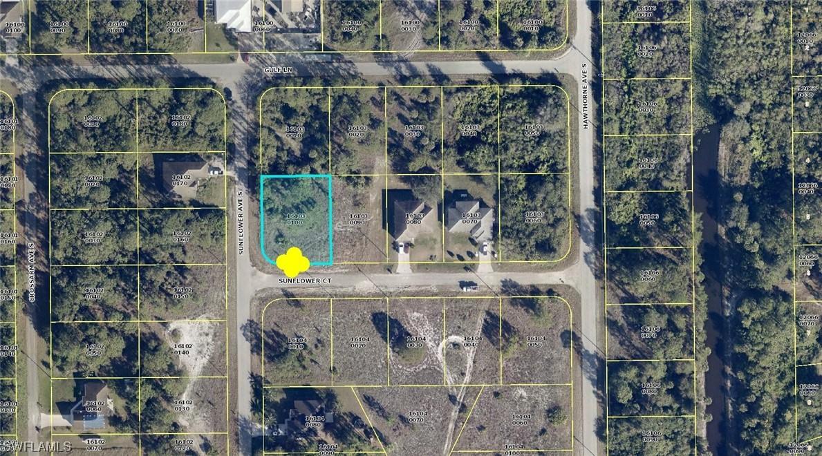 871 Sunflower Ct., Lehigh Acres, FL 33974