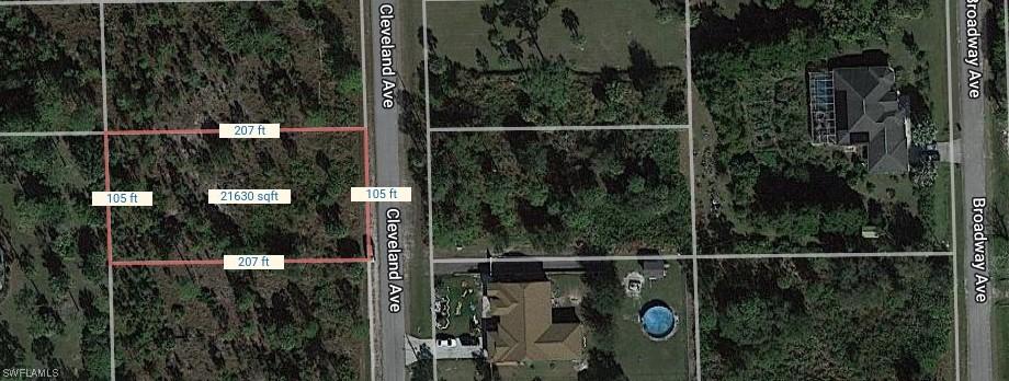 1013 Cleveland Ave., Lehigh Acres, FL 33972