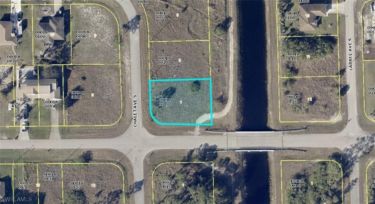 399 Chalet Ave., Lehigh Acres, FL 33974