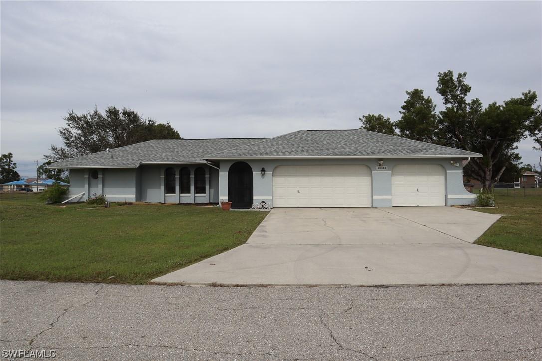 2133 NE 27th Ter., Cape Coral, FL 33909