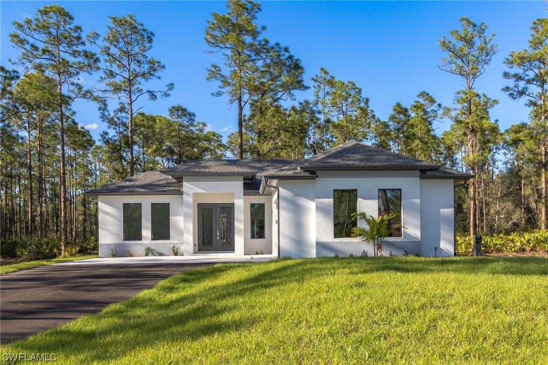 1130 Desoto Blvd., Naples, FL 34117