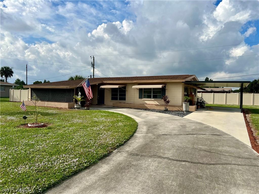 113 Highland Ave., Lehigh Acres, FL 33936