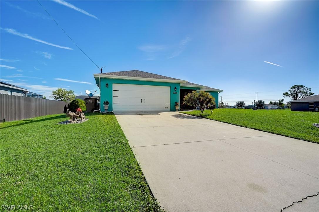 3023 NW 2nd Pl., Cape Coral, FL 33993