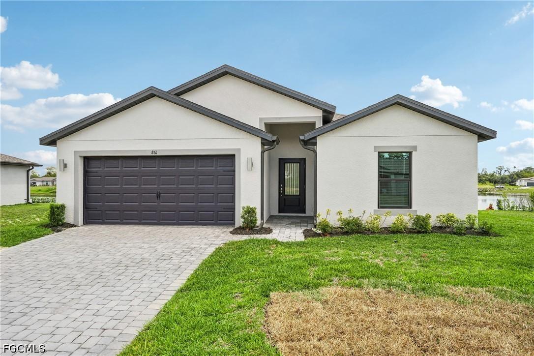 861 Gen D Macarthur Ave., Labelle, FL 33935