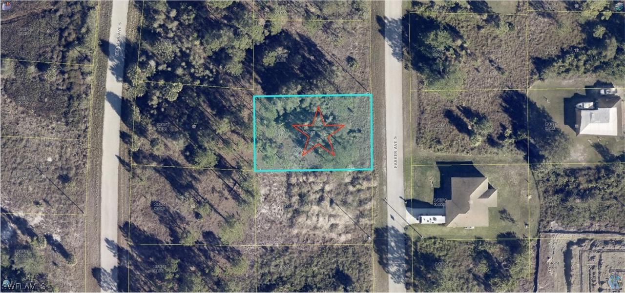 634 Parker Ave., Lehigh Acres, FL 33974