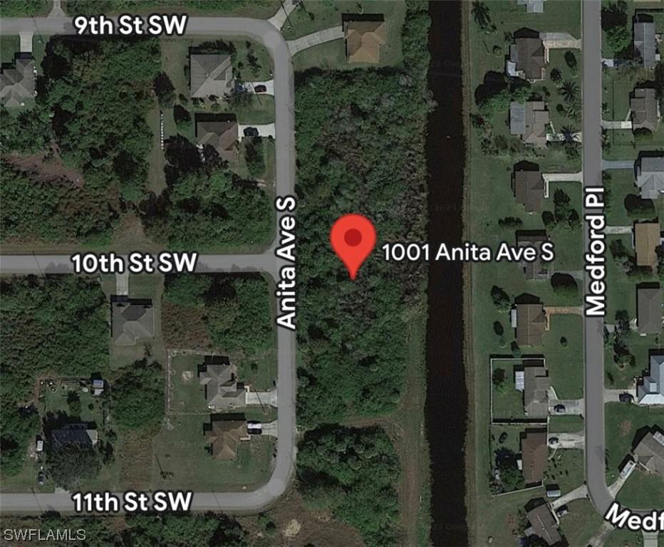 1001 Anita Ave., Lehigh Acres, FL 33976